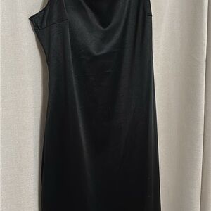 Elegant Black Sleeveless Dress